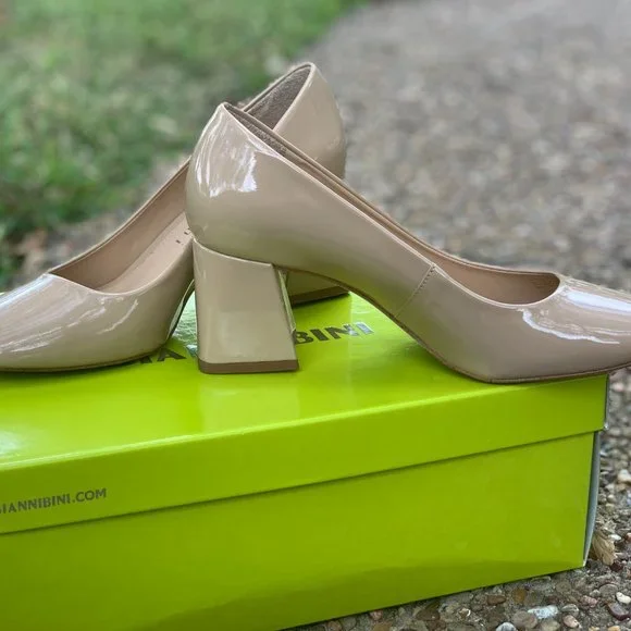 LIKE NEW!!! WORN ONCE! Gianni Bini Women's  Block Heel Shoes - Picture 2 of 3